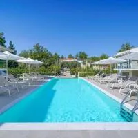 The Elegant Apartments, hotel em Pefkari