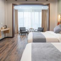 Floral Hotel Banxia Jiuhuashan Transfer Center, hotel dicht bij: Luchthaven Chizhou Jiuhuashan - JUH, Chizhou