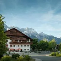 Der Stern - Nachhaltiges Wirtshaus und Landhotel seit 1509, hotel em Obsteig