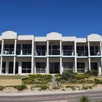 Christies Seahorse Holiday Townhouses: Port Noarlunga şehrinde bir otel