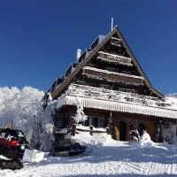 Forest Inn Sangoro โรงแรมในซาโอะออนเซ็น