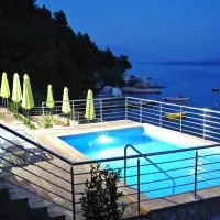 Apartments Nostro – hotel w Omišu