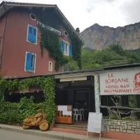 Le Jorjane Choranche Vercors – hotel w mieście Choranche
