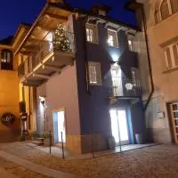 appartamenti e camere Hippy Chic, hotel u gradu 'Domodossola'