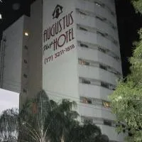 Augustus Plaza Hotel, viešbutis mieste San Žozė do Rio Pretas