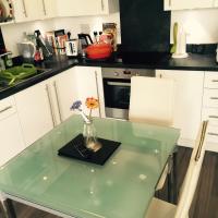 London DBL room Private bathroom & toilet in modern 2bed apartment