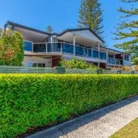 Adrift Apartments Yamba、ヤンバのホテル