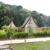 Villa BanRomYen 50AB SiamRoyalView 70mtrs to Beach, hotell i Ao Klong Son, Koh Chang