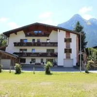 Haus Maria Larcher, hotell i Bach
