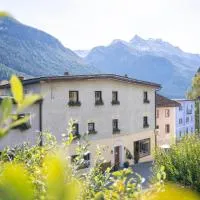La Randulina Familienlodge, hotel em Ramosch
