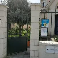 LE CLOS D'HERBLAY Chambres d'Hôtes, hotel i Herblay
