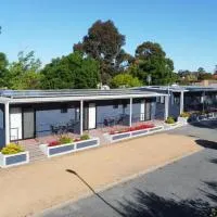 Acacia Caravan Park & Holiday Units، فندق في أرارات