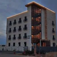 Tunaib Plaza، فندق في Aţ Ţunayb
