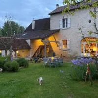 Le prieuré de Sainte Vertu, hotel i Sainte-Vertu