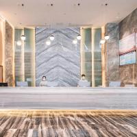 Atour Hotel Luzhou Bubugao New World, hôtel à Luzhou près de : Aéroport de Luzhou Lantian - LZO