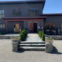 Wesbert Winery & Guest Suites, hôtel à Penticton