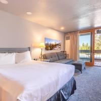 Hotel Style Room in The Timber Creek Lodge condo, hotel i Truckee