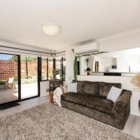 Scarborough Villa on Duke - EXECUTIVE ESCAPES