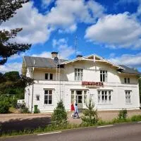 Perrongen Guesthouse, hotelli kohteessa Munkfors