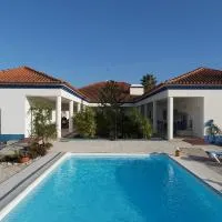 Casa Zanzibar Hotel, hotel din Landeira