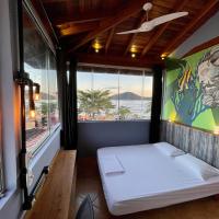 Green Haven Hostel, hotell piirkonnas Praia do Pereque-Acu, Ubatuba