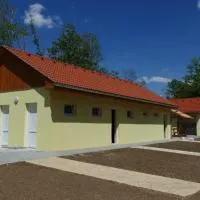 Familia Camping Balaton, hotel a Balatonőszöd