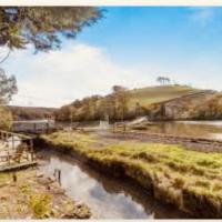 Charming 2-Bed cottage in tranquil riversetting