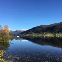 Voss- Oppheim suite private cozy cabin, hotel en Vossestrand