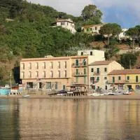 Hotel l'Approdo, hotel a Porto Azzurro
