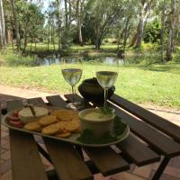 Noosa Lake Weyba, hotel di Weyba Downs