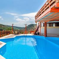 Holiday home in Tilisos with parking space, hotel in Tílisos
