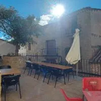 El Mijares, hotel em Olba