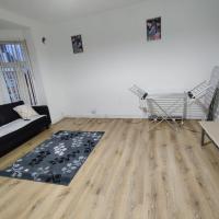 Spacious 2-Bed Apartment in Leicester