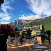 Hotel Villa de Torla, hotel in Torla