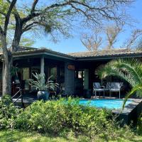 Imani Bush House & Silver Sky Chalet, hotel near Phinda Airport - PZL, Hluhluwe