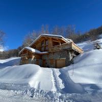 mini duplex dans chalet, hotel in Saint-François-Longchamp