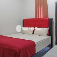 Hotel Dheadita Syariah Sungai Penuh Mitra RedDoorz, hotel poblíž Mukomuko Airport - MPC, Sungaipenuh
