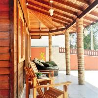 Confortável casa de praia com 05 quartos, hotel in Matinhos