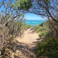 PIECE OF PARADISE, huge 4 bedroom haven, hotel Letts Beach városában