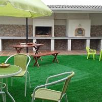 Alojamiento Ecológico El lince de Granadilla jardín privado-barbacoa, parking cubierto, WIFI, bañera y ducha HIDROMASAJE, lavavajillas, Aire Acondicion