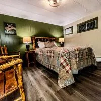 Lone Fir Resort, hotel u gradu 'Cougar'