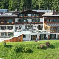 Alpenhotel Ratsberg 1650m, hotel en Dobbiaco