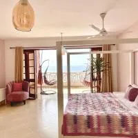 La Mera Ocean-View, with Pool and 2 stylish Bedroom, отель в городе Шансу