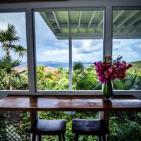 Papaya Suite at Sunset Serenade, hotel in Enighed