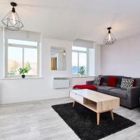 Executive Apartment in Dewsbury- Sleeps 6