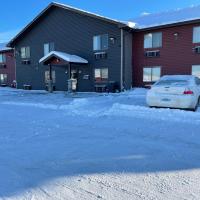 히빙 Chisholm-Hibbing Airport - HIB 근처 호텔 Hibbing Inn & Suites