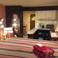 Snowline Lodge Condo 46 - Great for skiers and hikers on a budget Now has Wifi