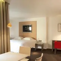 Hotel Le Pavillon 7、オベルネのホテル