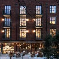 MOB House: Saint-Ouen şehrinde bir otel