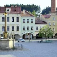 Apartmán Náměstí Hostinné, ξενοδοχείο σε Hostinné